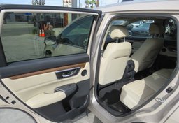 2017 Honda CR-V - Image 22