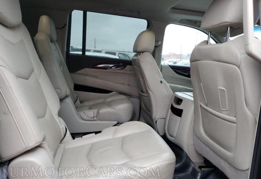 2016 Cadillac Escalade ESV - Image 10