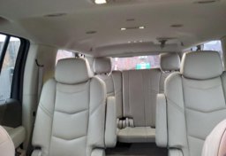 2016 Cadillac Escalade ESV - Image 9