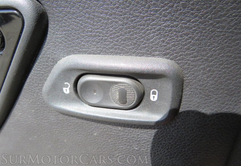 2015 Jeep Wrangler Unlimited - Image 35