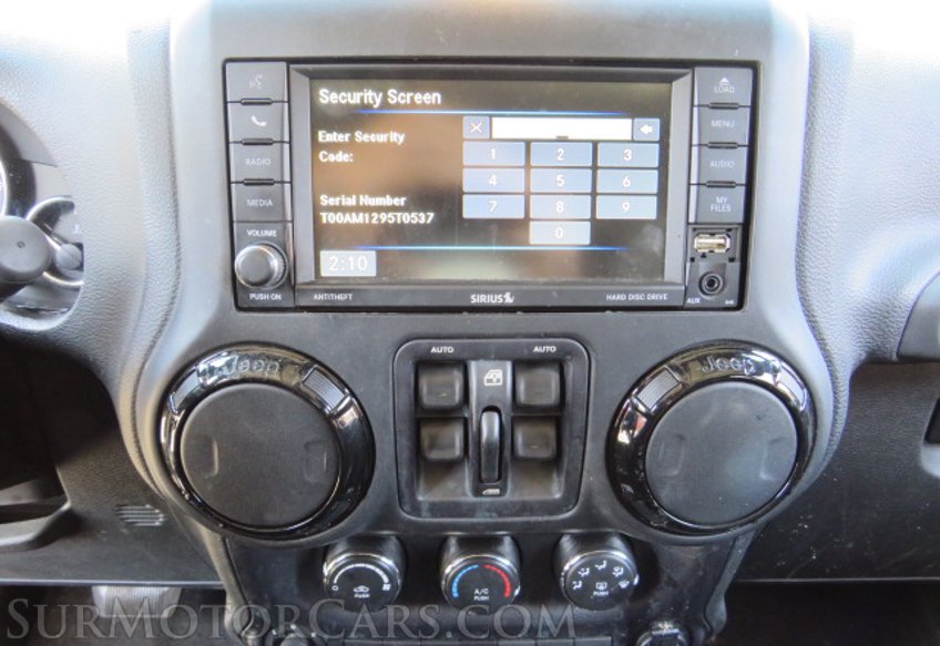 2015 Jeep Wrangler Unlimited - Image 36