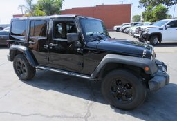 2015 Jeep Wrangler Unlimited - Image 2