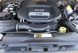 2015 Jeep Wrangler Unlimited - Image 44