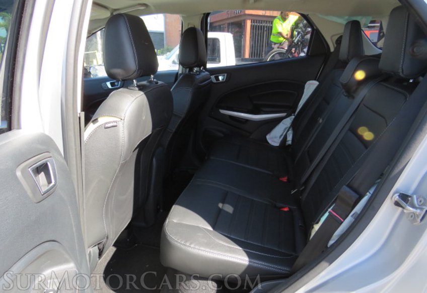 2021 Ford EcoSport - Image 32