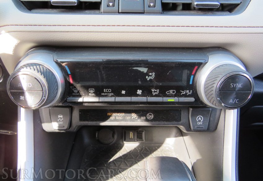 2020 Toyota RAV4 - Image 37