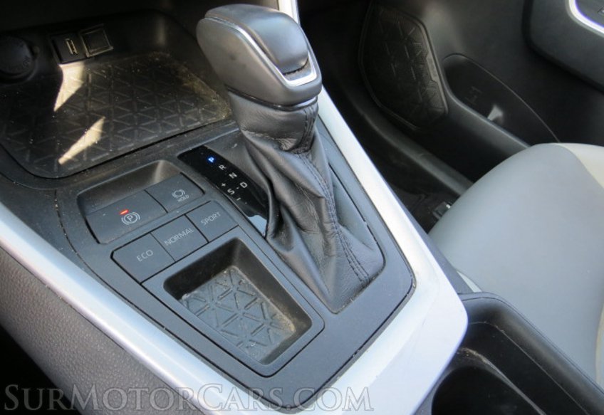 2020 Toyota RAV4 - Image 38