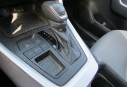 2020 Toyota RAV4 - Image 38