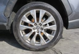 2020 Toyota RAV4 - Image 11