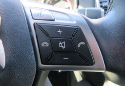 2013 Mercedes-Benz M-Class - Image 40