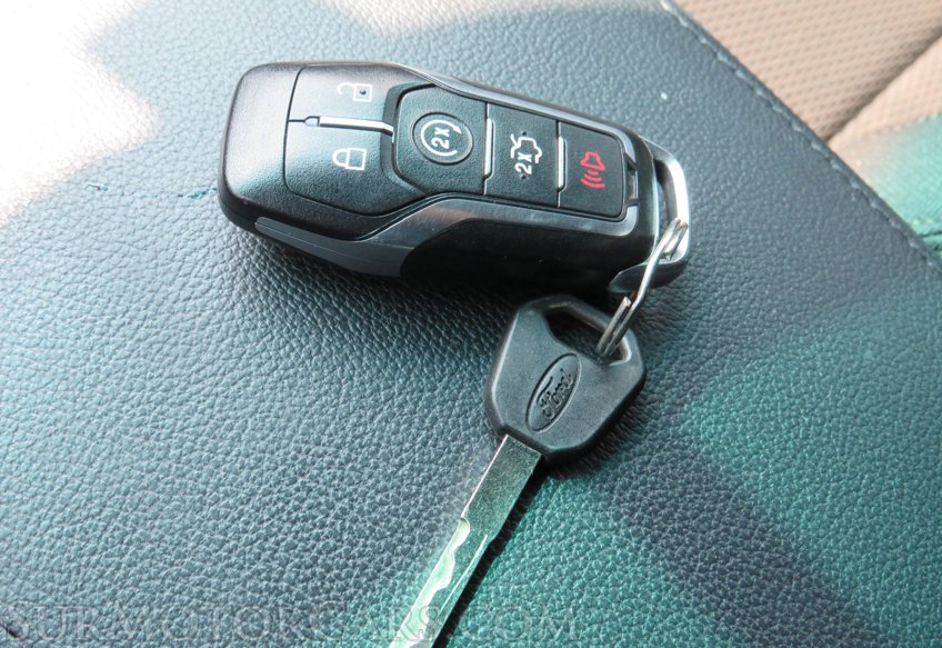 2016 Ford Explorer - Image 41