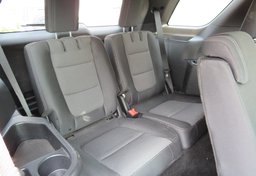 2016 Ford Explorer - Image 25