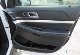 2016 Ford Explorer - Image 52