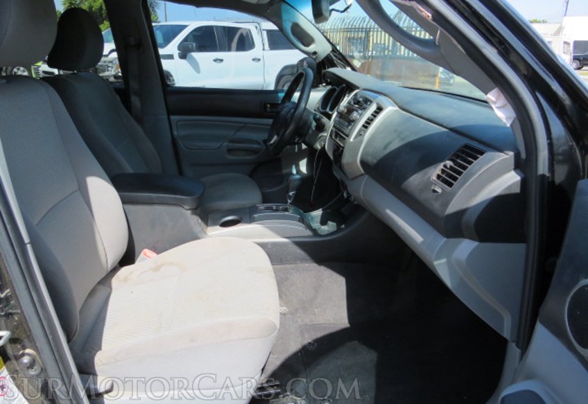 2012 Toyota Tacoma - Image 24