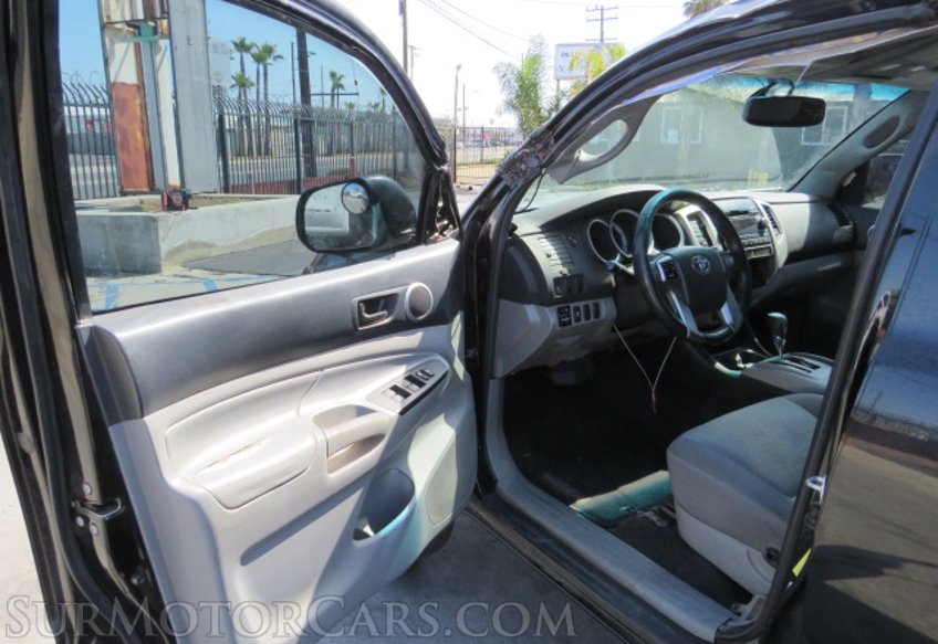 2012 Toyota Tacoma - Image 19