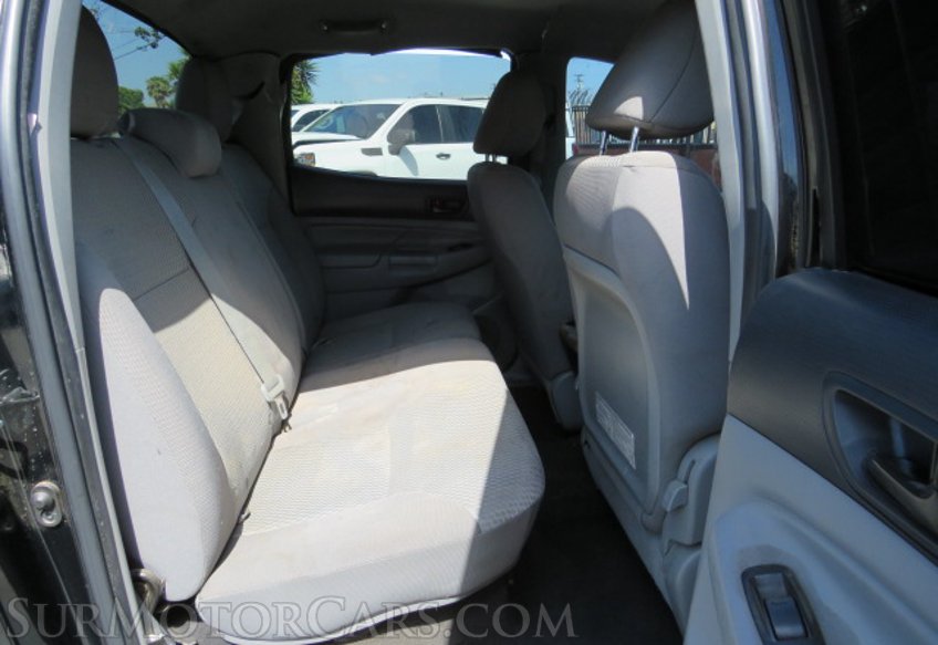 2012 Toyota Tacoma - Image 28