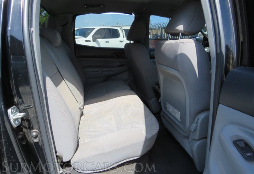 2012 Toyota Tacoma - Image 30