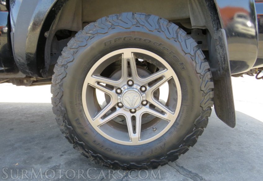 2012 Toyota Tacoma - Image 16