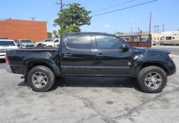 2012 Toyota Tacoma - Image 12