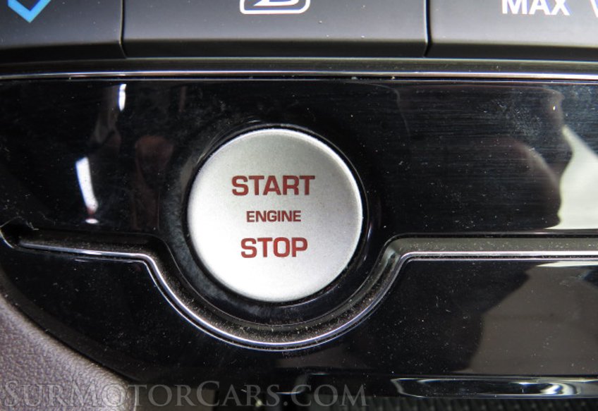 2018 Jaguar F-PACE - Image 43