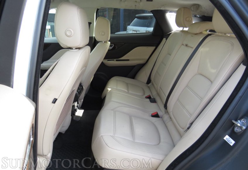 2018 Jaguar F-PACE - Image 30