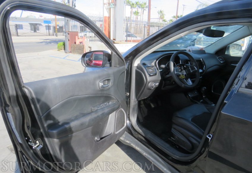 2021 Jeep Compass - Image 18