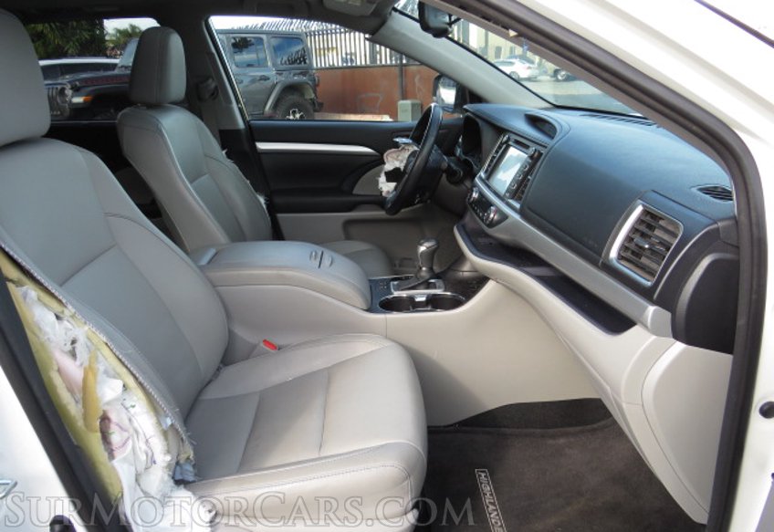 2015 Toyota Highlander - Image 27