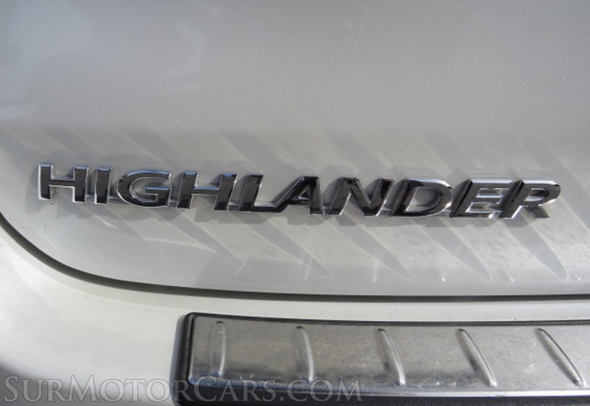 2015 Toyota Highlander - Image 21