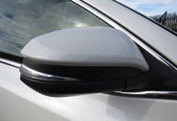 2015 Toyota Highlander - Image 17