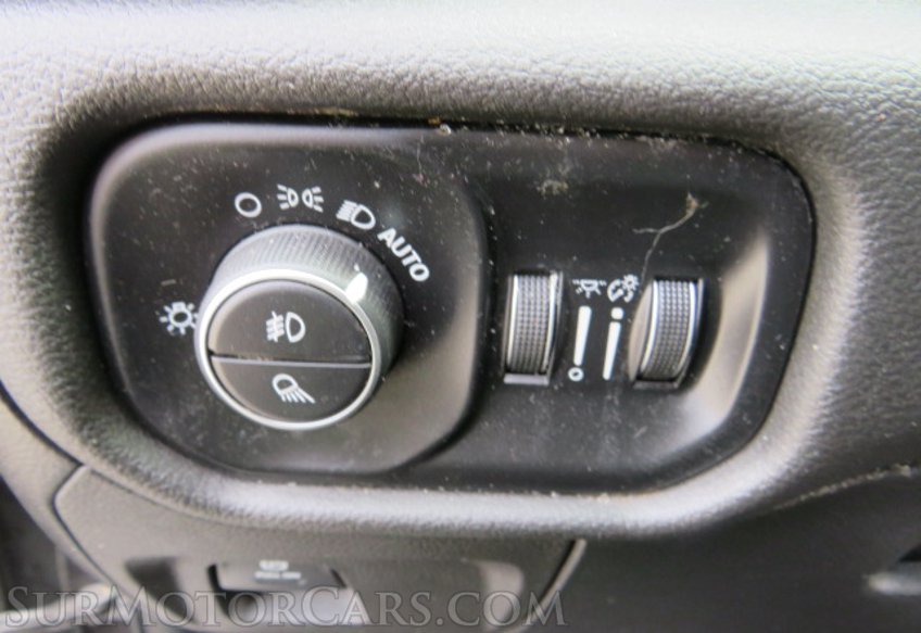 2019 Ram 1500 - Image 38