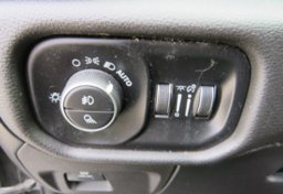 2019 Ram 1500 - Image 38