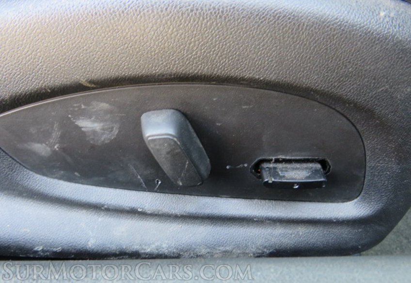 2016 Chevrolet Camaro - Image 31