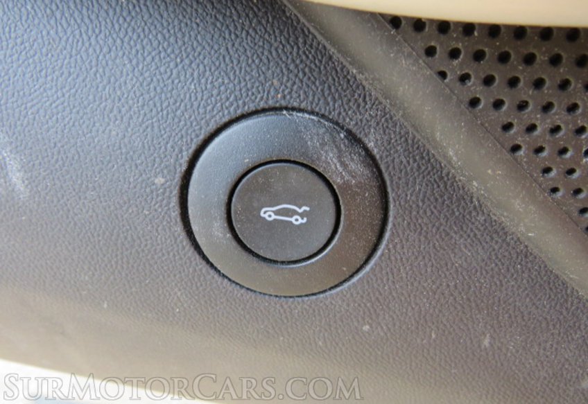 2016 Chevrolet Camaro - Image 32