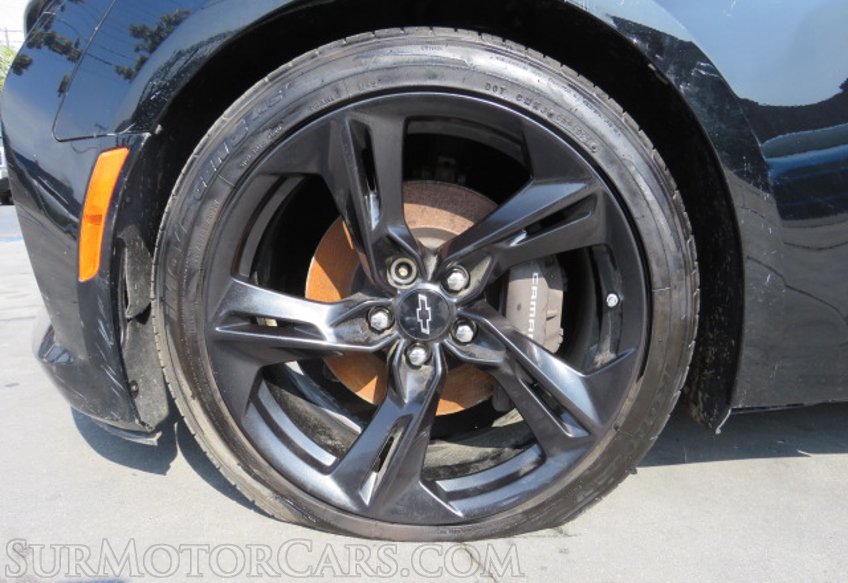 2016 Chevrolet Camaro - Image 17