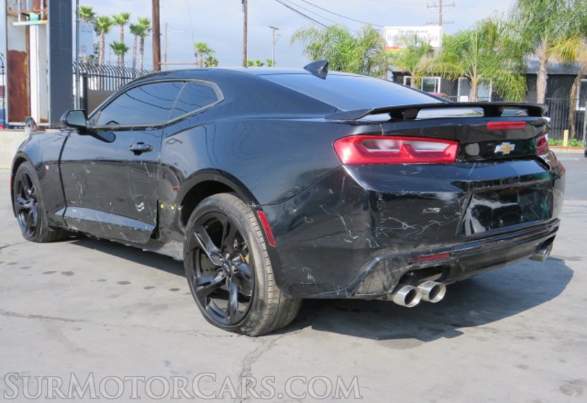 2016 Chevrolet Camaro - Image 9