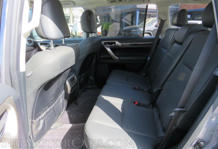 2015 Lexus GX 460 - Image 30