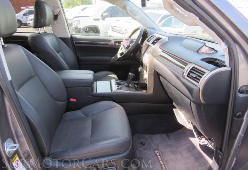 2015 Lexus GX 460 - Image 25