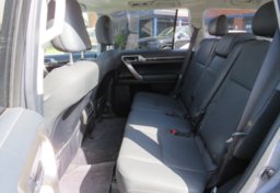 2015 Lexus GX 460 - Image 28