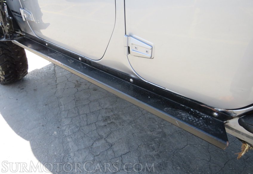 2016 Jeep Wrangler Unlimited - Image 14