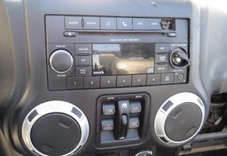 2016 Jeep Wrangler Unlimited - Image 35