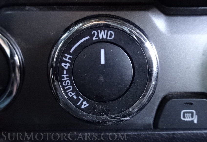 2020 Toyota Tacoma 4WD - Image 39