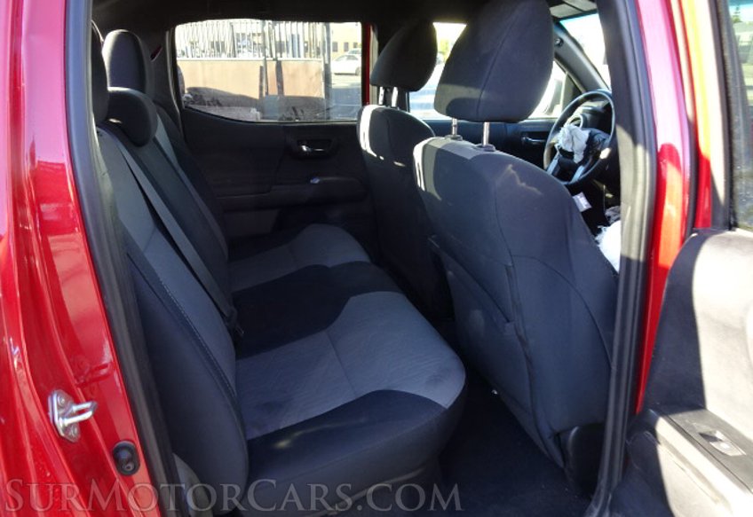 2020 Toyota Tacoma 4WD - Image 31