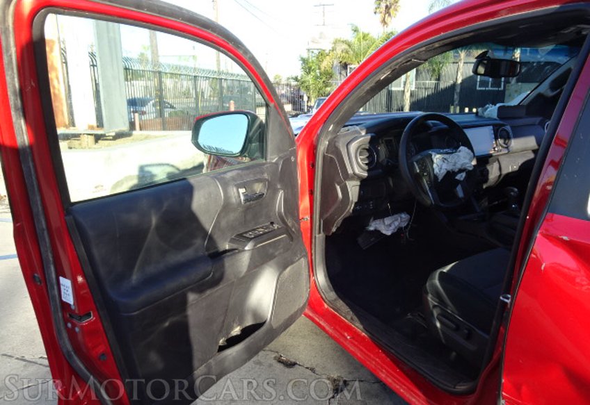2020 Toyota Tacoma 4WD - Image 21
