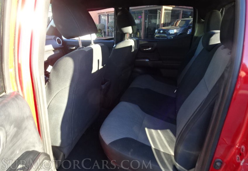 2020 Toyota Tacoma 4WD - Image 30