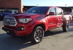 2020 Toyota Tacoma 4WD - Image 3