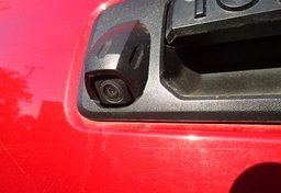 2020 Toyota Tacoma 4WD - Image 13