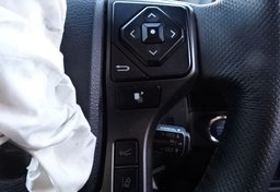 2020 Toyota Tacoma 4WD - Image 42