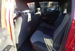 2020 Toyota Tacoma 4WD - Image 30