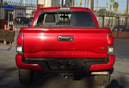 2020 Toyota Tacoma 4WD - Image 11