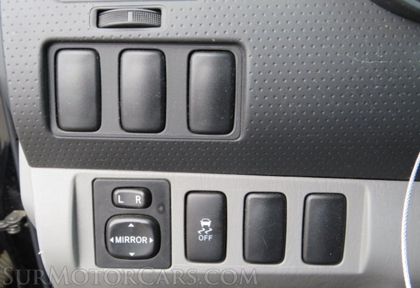 2013 Toyota Tacoma - Image 39