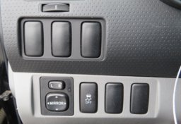 2013 Toyota Tacoma - Image 39